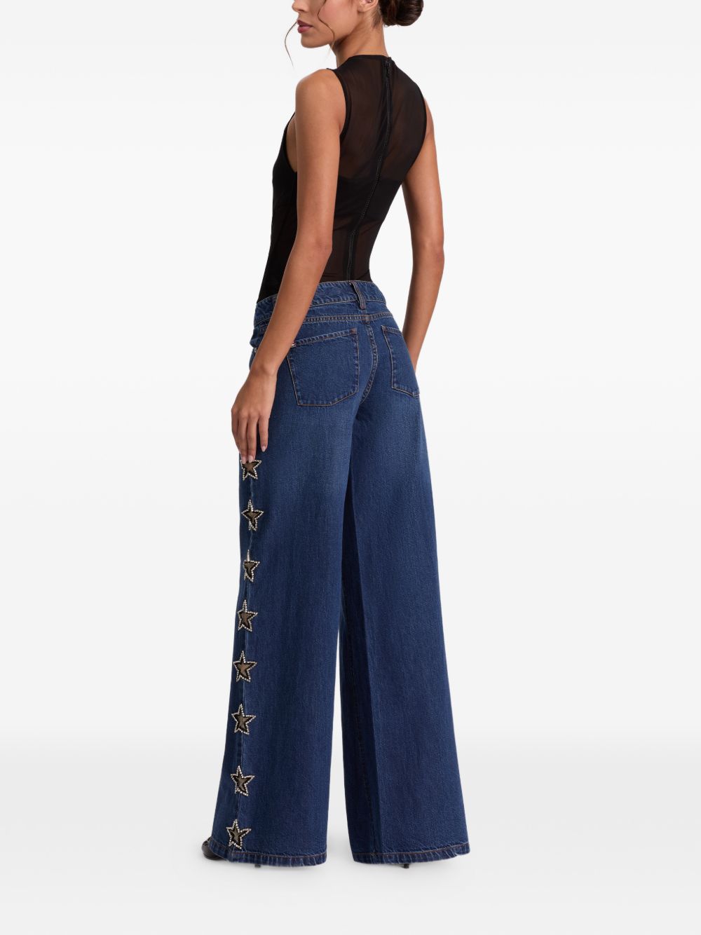 Alice + Olivia Alice + Olivia Embellished baggy jeans
