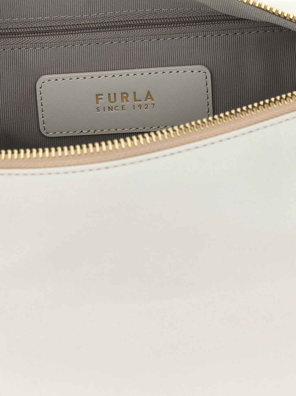 Furla Furla Nuvola Hobo M Shoulder Bag