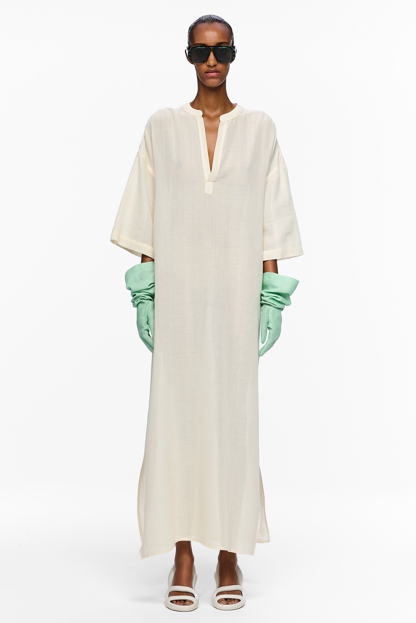 The Caftan - Sand