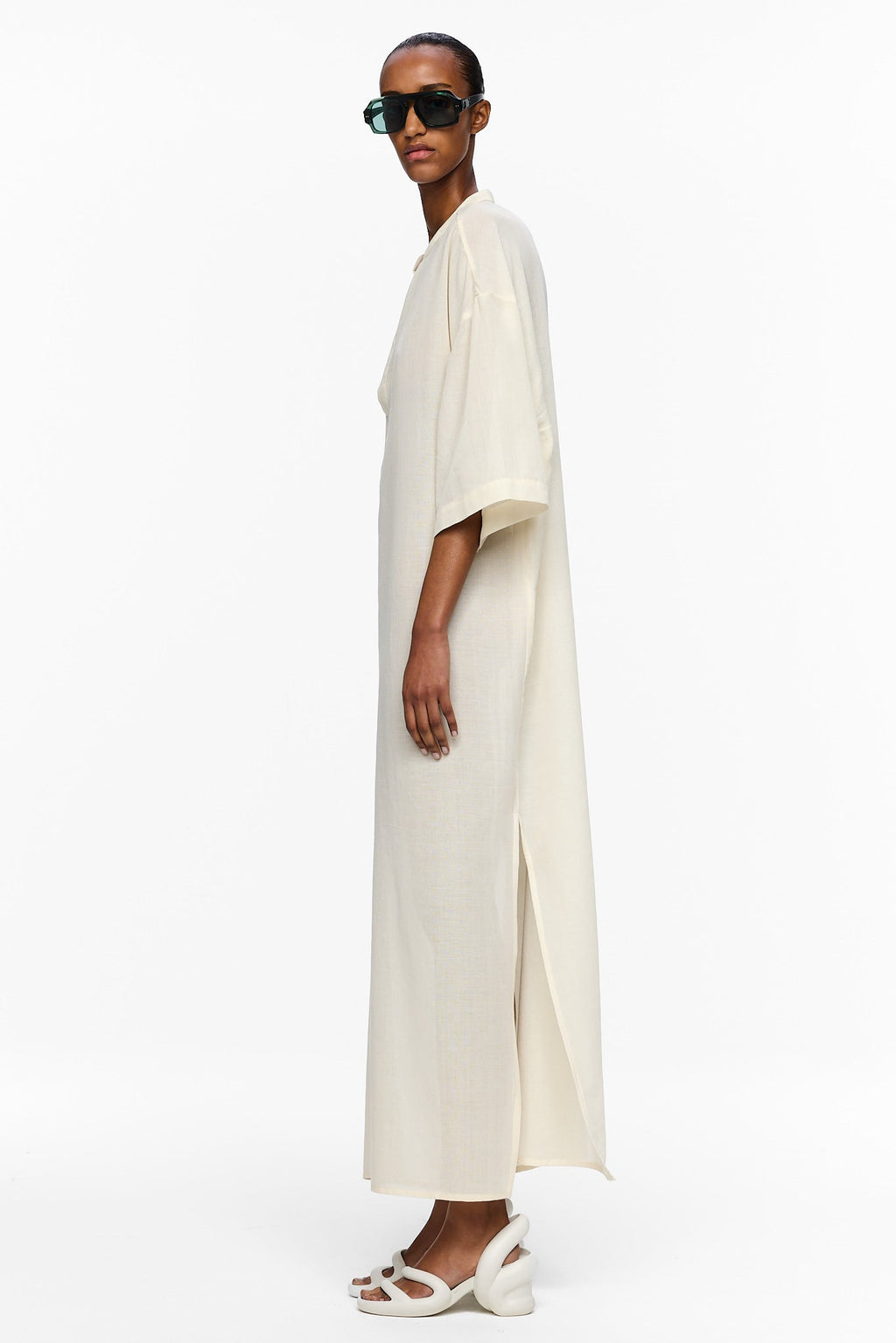 The Caftan - Sand